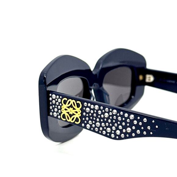NEW!!! LOEWE Sunglasses LW4114IS 90A Authentic - Picture 9 of 16